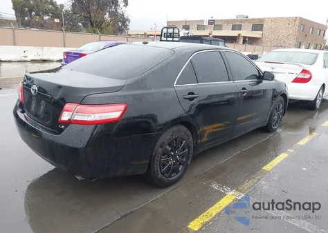 2011 Toyota Camry Le z USA, uszkodzony, nr VIN 4T1BF3EK0BU184673